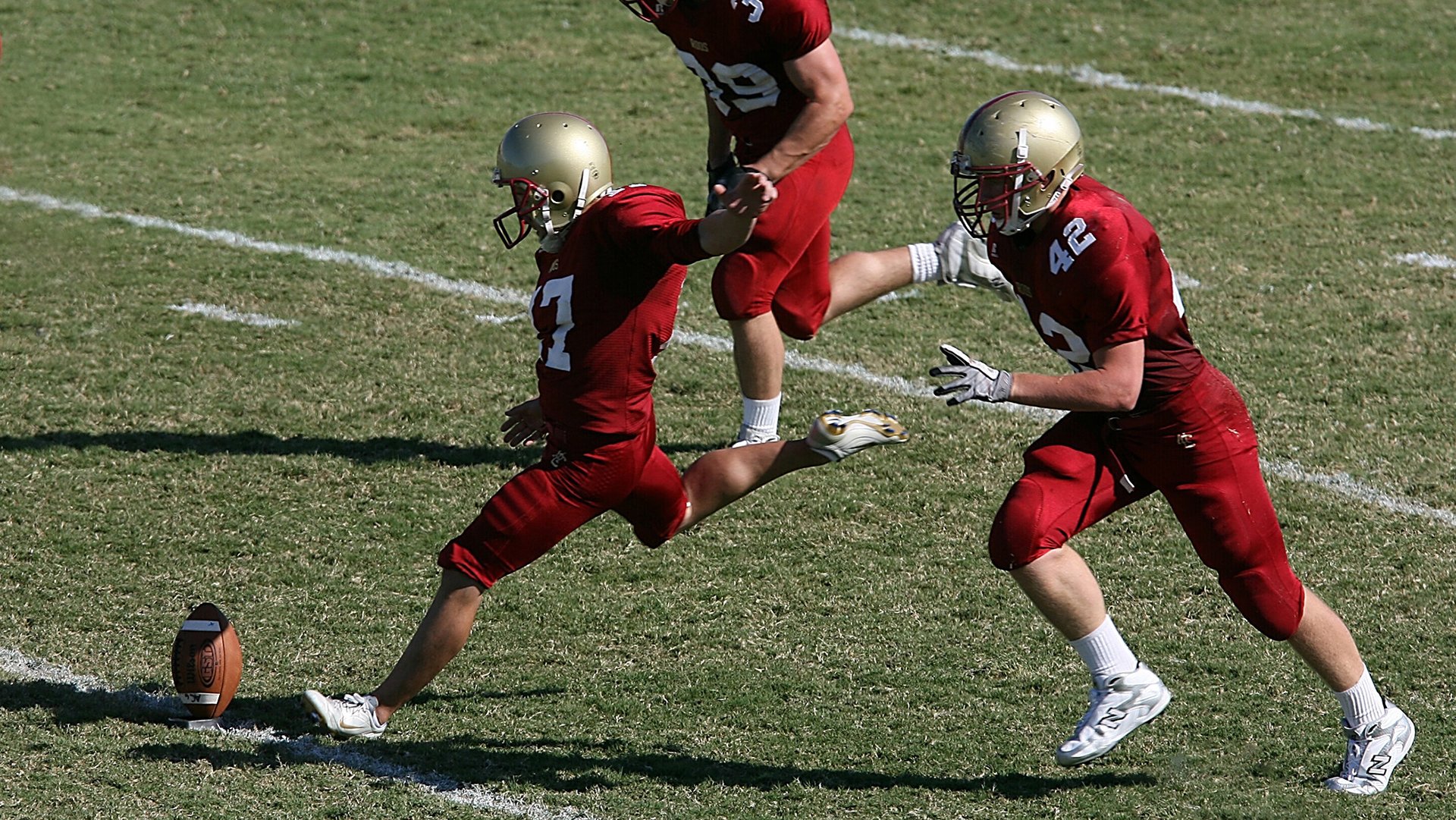 “非洲冠军艾尔艾哈利虽败犹荣，赢得尊重”