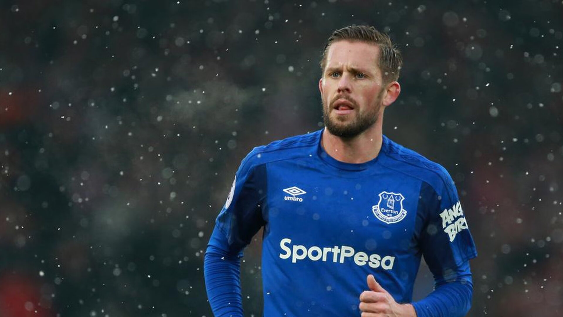 德甲攻势如潮：多变战术引领潮流，德甲对抗