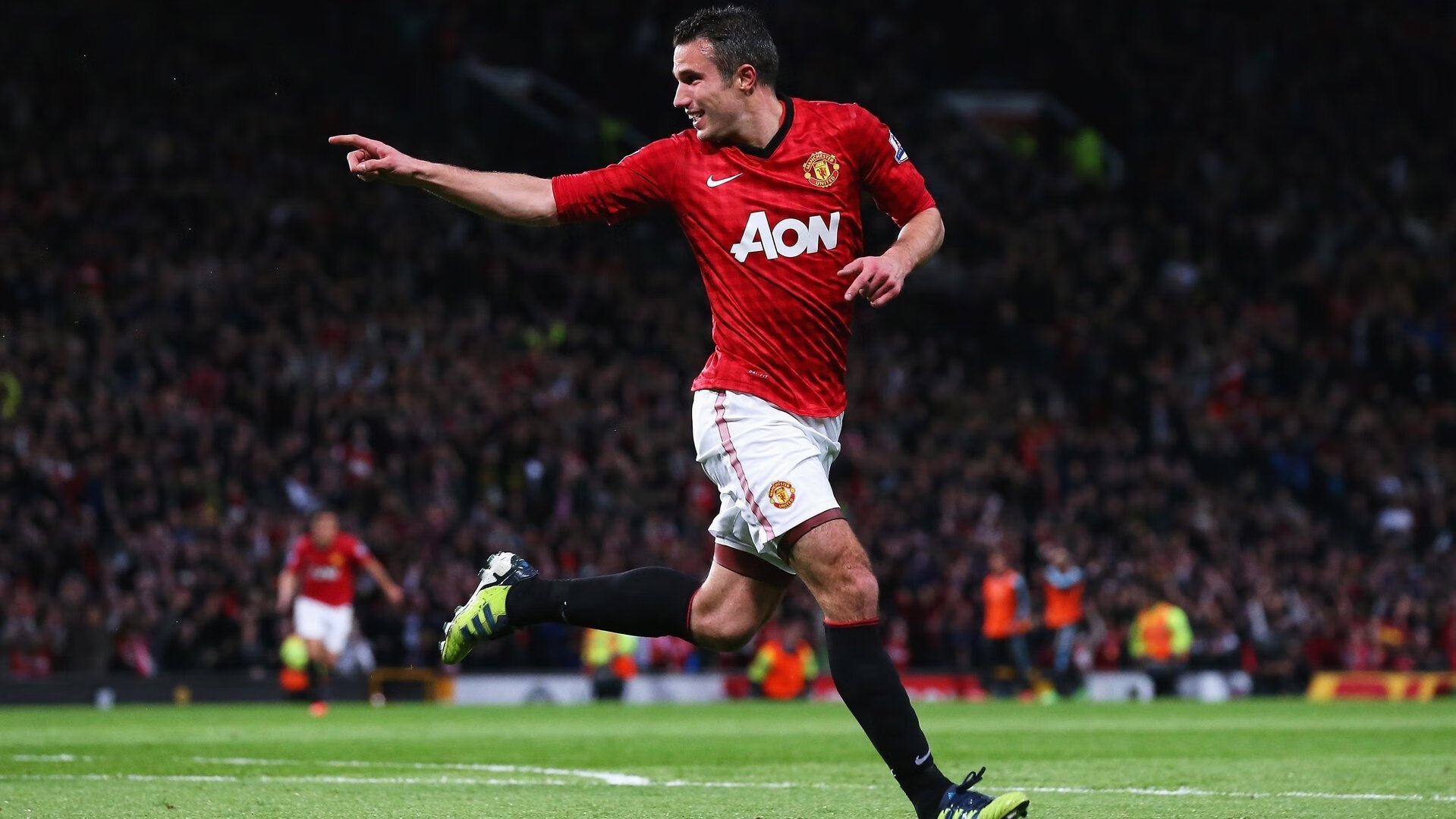 自由泳冲刺波兰展现强劲速度，自由泳冲刺训练